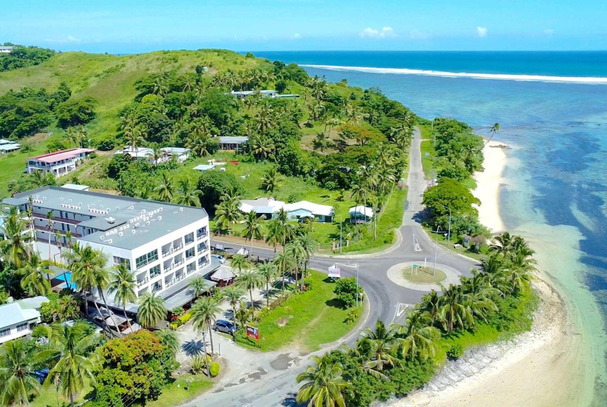 Ramada Suites By Wyndham Seafront Coral Coast Korotogo Extérieur photo